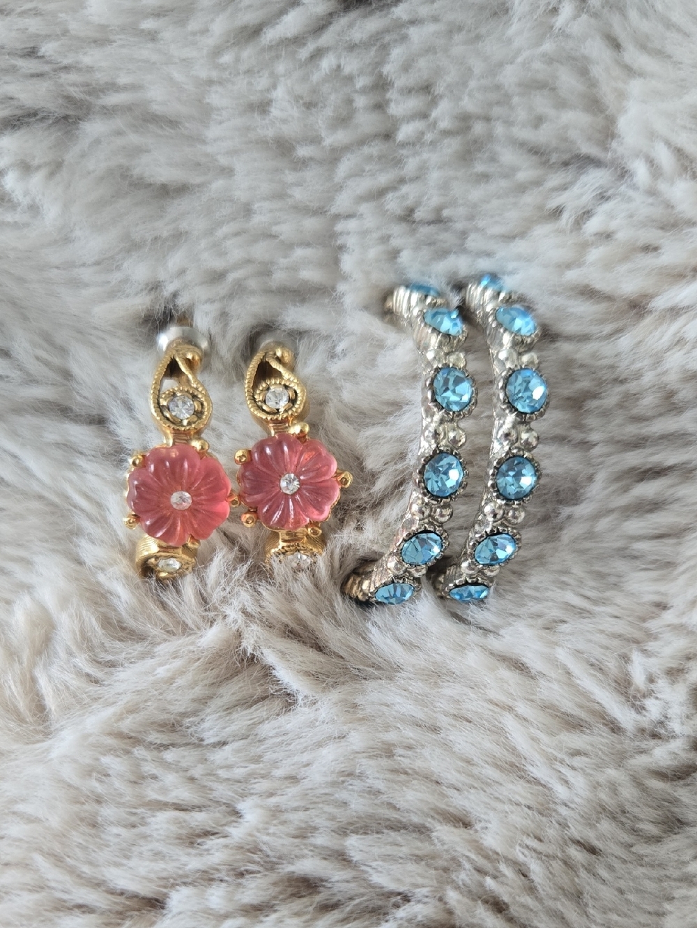 Gold Floral Pink Crystal Ring and Silver Blue Crystal  Set